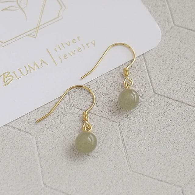 【BLUMA】垂墜玉石小球耳環 古典美女純銀耳環 和闐玉 正能量水晶  女生禮物 飾品禮盒