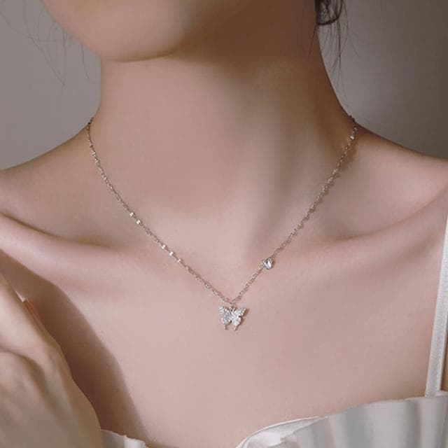 【KT DADA】鎖骨鏈 短鍊 造型項鍊 抗過敏項鍊 生日禮物 女項鍊 飾品配件 純銀飾品 S925純銀項鍊 蝴蝶項鍊