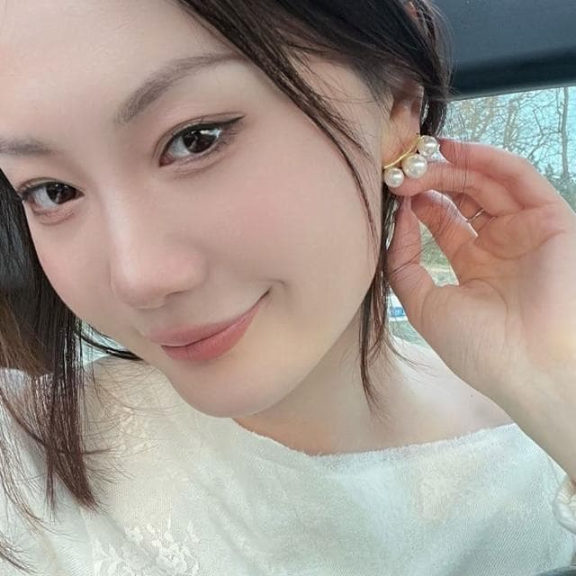 【KT DADA】日系耳環 耳環 耳釘 耳飾 小眾耳環 珍珠耳環 韓國耳環 金色耳環 禮物 簡約耳環 氣質耳環