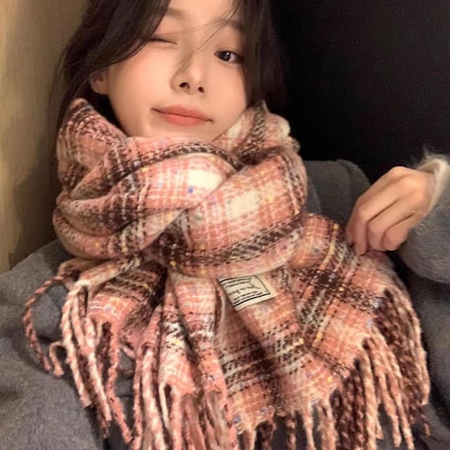 【KT DADA】保暖圍巾 仿羊絨圍巾 韓系圍巾 流蘇圍巾 格子圍巾 小香風 氣質圍巾 不刺膚 百搭圍脖