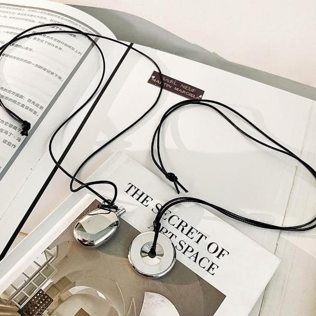 【LEEHER】白金項鍊/飾品/歐美項鍊/小酒壺/項鍊/男女同款/吊墜/情人節禮物/生日禮物/吊飾小圓環/皮繩項鍊/情侶項鍊/