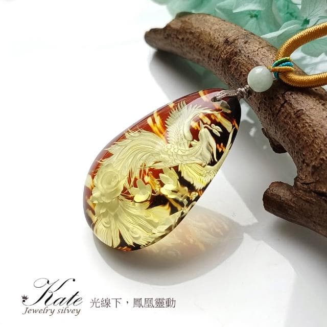 【KATE】銀飾 手工雕刻浴火鳳凰天然琥珀純銀項鍊 頂級波羅的海琥珀 百鳥之王 A貨緬甸玉 生日禮物 手工禮物