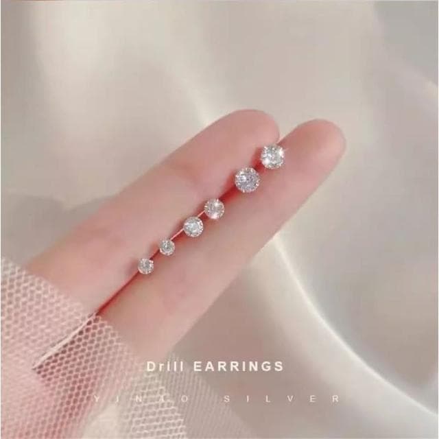【B1 地下室】現貨∣耳環 網紅同款S925純銀男女氣質高級感養耳洞耳飾 超閃防過敏耳環 情侶耳環 NT74005(耳環 S925純銀耳環 情侶耳環 防過敏耳環 超閃 網紅同款)