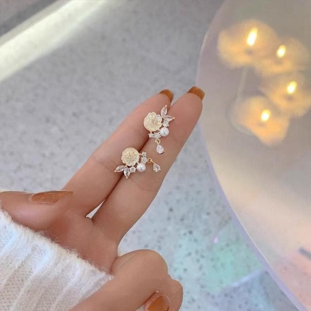 【Paiya 派亞】月下玉蘭花珍珠耳釘女法式複古精致輕奢感氣質花朵耳飾送禮好物/交換禮物
