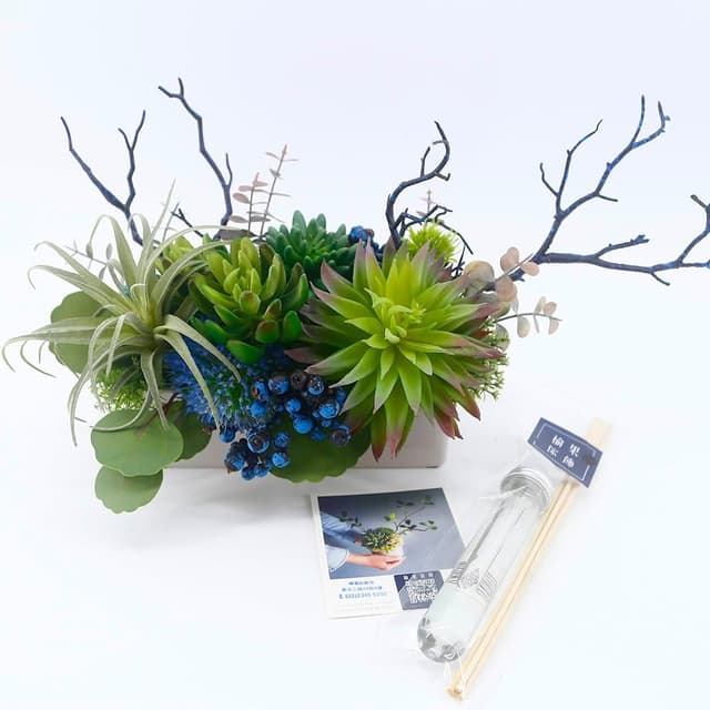 【HUGO DECO 榆果傢飾】藍樹枝空氣鳳梨香氛植物(擬真植物/人造盆栽/綠化/佈置/禮物)