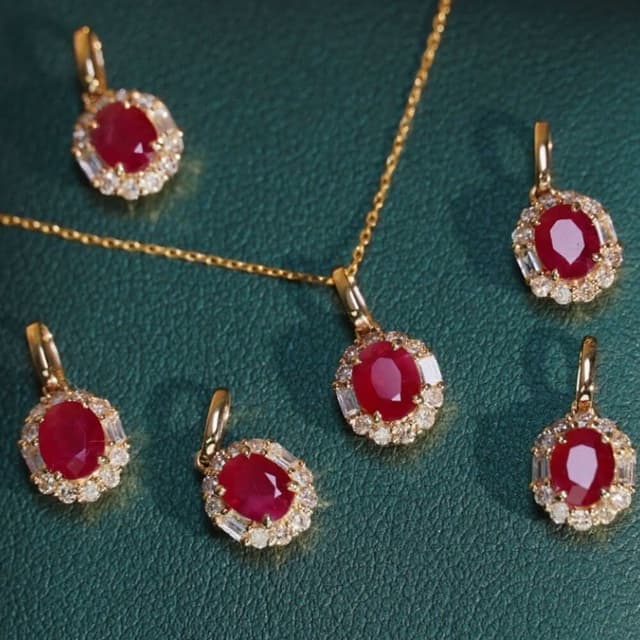 【WhiteKuo】18k天然紅寶石鑽石橢圓吊墜/鎖骨鏈/項鏈(18k 紅寶石 鑽石 吊墜 項鍊 鎖骨練 母親節 母親節送禮 母親節禮物)