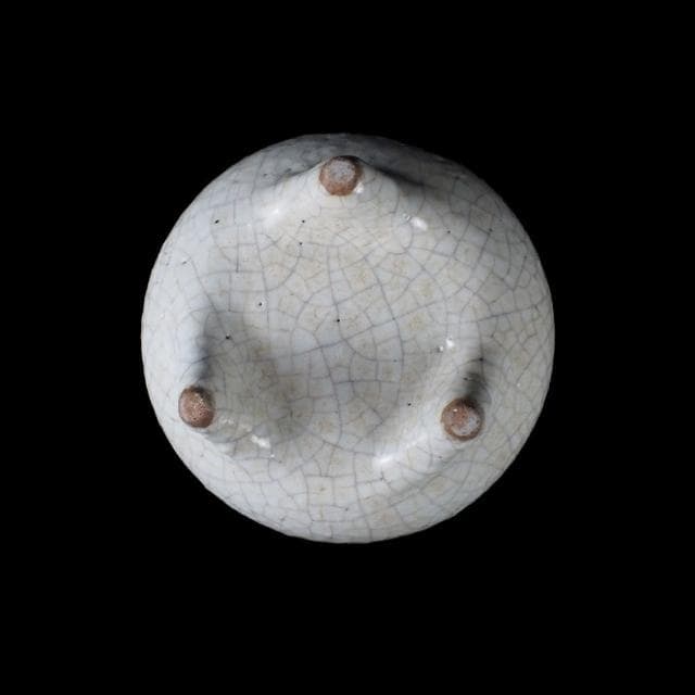 《博古珍藏》宋 官窯月白釉三足爐 早期收藏 老件香爐瓷器 博物館級文物