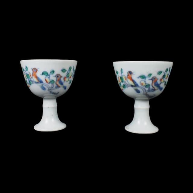 《博古珍藏》明成化 鬥彩斗彩花鳥紋高足杯一對 早期收藏 老件茶具瓷器 博物館級文物