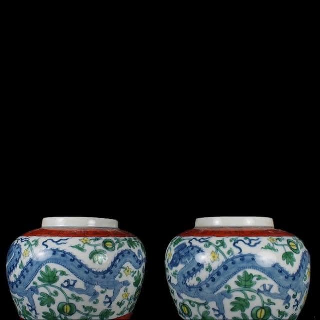 《博古珍藏》明成化 天字款 鬥彩斗彩藤瓜果龍紋蓋罐一對 早期收藏 老件茶葉罐瓷器