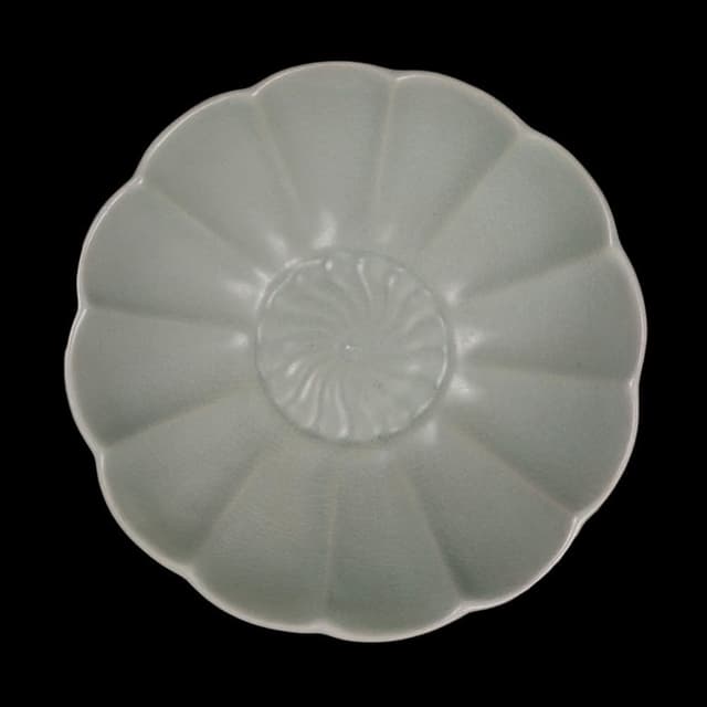 《博古珍藏》宋 汝窯青瓷梅花口碗 早期收藏