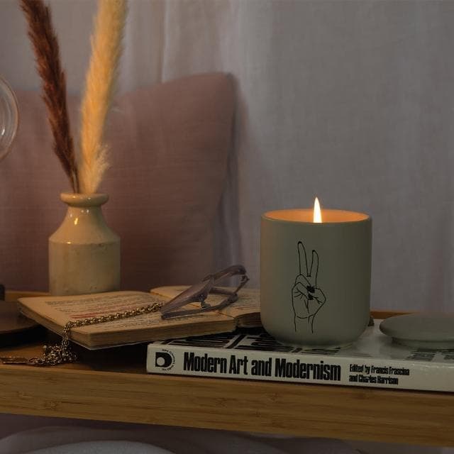 英國 MAEGEN Vox 蠟燭- Peace. 椰蜜 & 鳳梨/240g