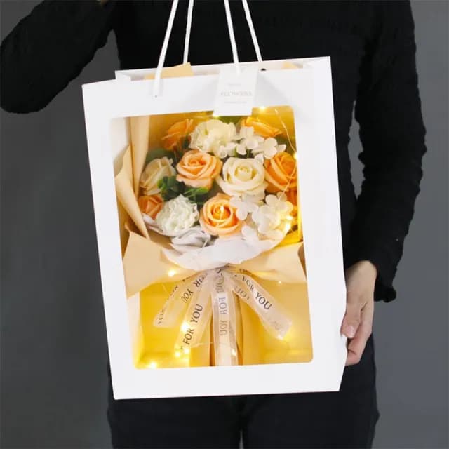 【Warm House Decor 暖和家居】節日送禮花束 (畢業花束 七夕情人節 香皂仿真花 母親節教師節 感恩花束 生日禮物 送女生禮物 康乃馨花)