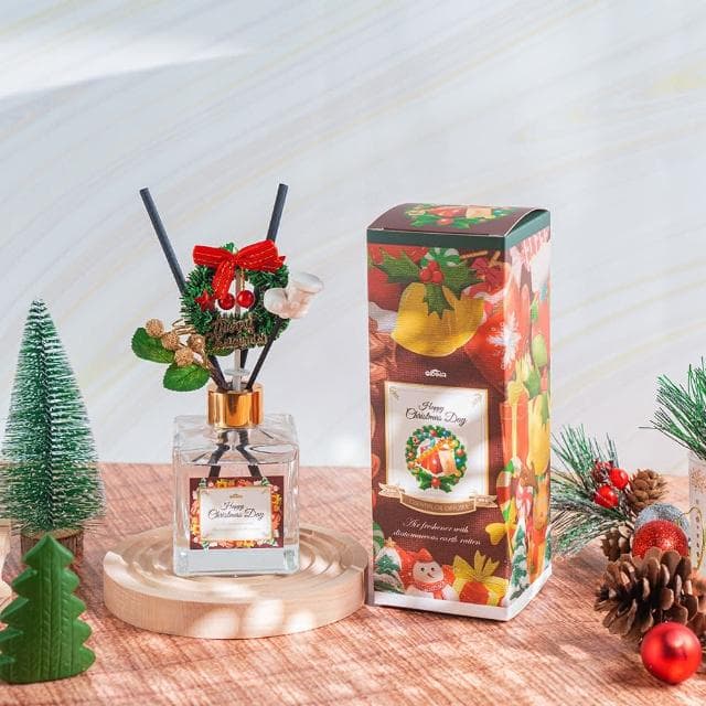 【QIDINA】聖誕花圈氣派款香氛珪藻土擴香瓶 200ML / 交換禮物 小蒼蘭 薰衣草 聖誕樹 聖誕禮物 聖誕節 香水