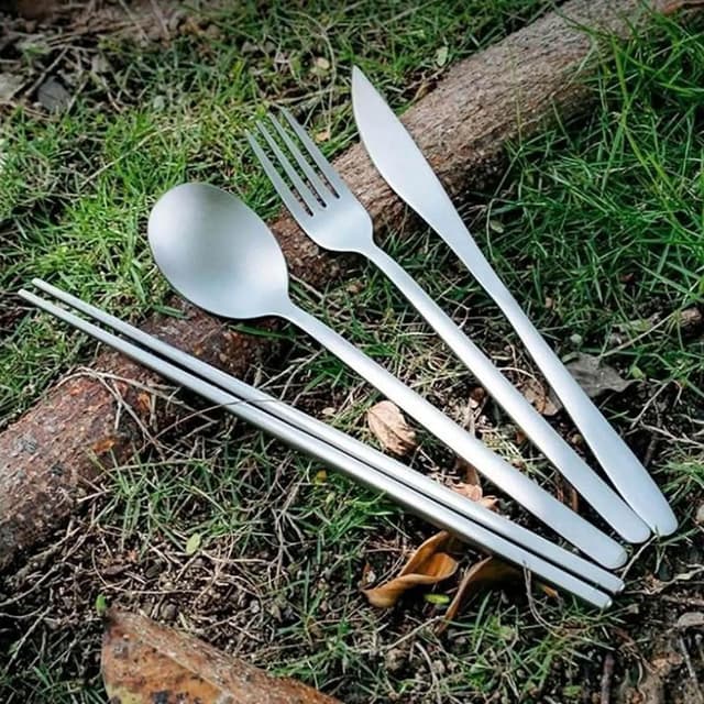 【TEMPEST】純鈦餐具組 無重金屬物質 套裝送小麥秸稈收納餐盒 ( 鈦金屬餐具組 純鈦韓式餐具組 純鈦筷子湯匙組 健康環保餐具組 )