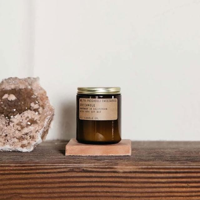 【P.F. CANDLE CO.】P.F. PF CANDLE CO. 手工香氛蠟燭 7.2oz  - 廣藿香香草