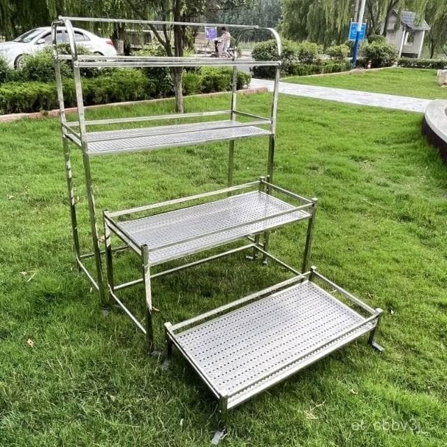 熱賣💕不銹鋼陽臺戶外清倉新款多肉花盆架多層階梯式落地可移動帶輪花架 花架 盆栽架 陽臺花架 園藝花架 多肉植物架