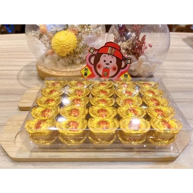 喉愛呷小舖 金元寶代可可脂巧克力 150g盒/包 金元寶 巧克力 過年 節慶 福氣 金元寶造型巧克力。