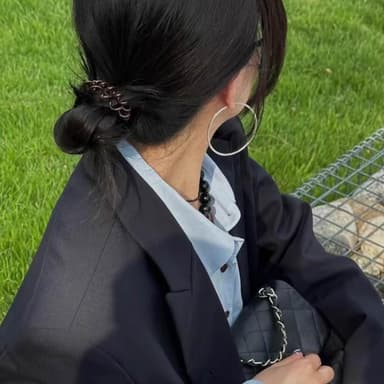 【EMMA SUE】飾品 高級感 輕奢 銀色耳環 純銀耳環 耳圈 素面耳環 耳飾 百搭 穿搭配件 素圈 大耳環 耳環 耳環女 禮物