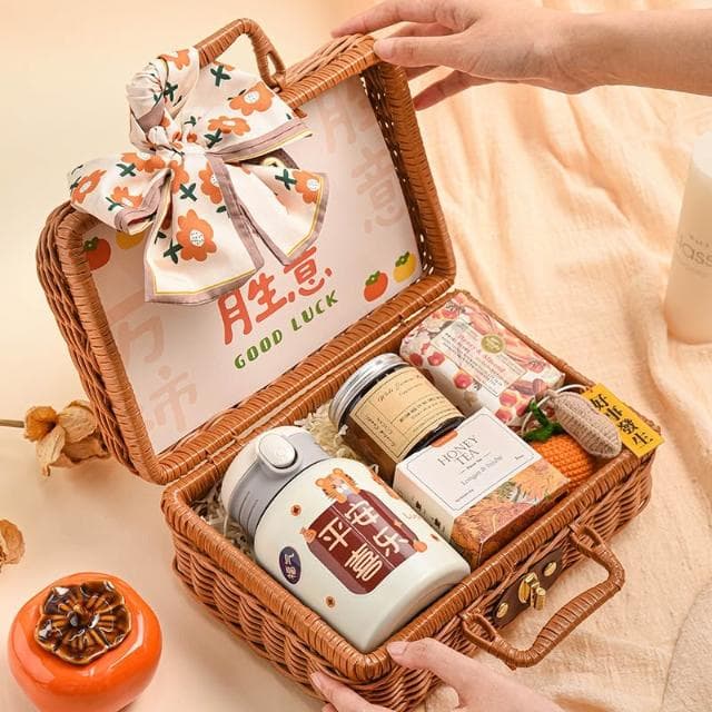 伴手禮女伴娘結婚高檔實用婚禮高級感回禮藤編手提籃閨蜜生日禮盒