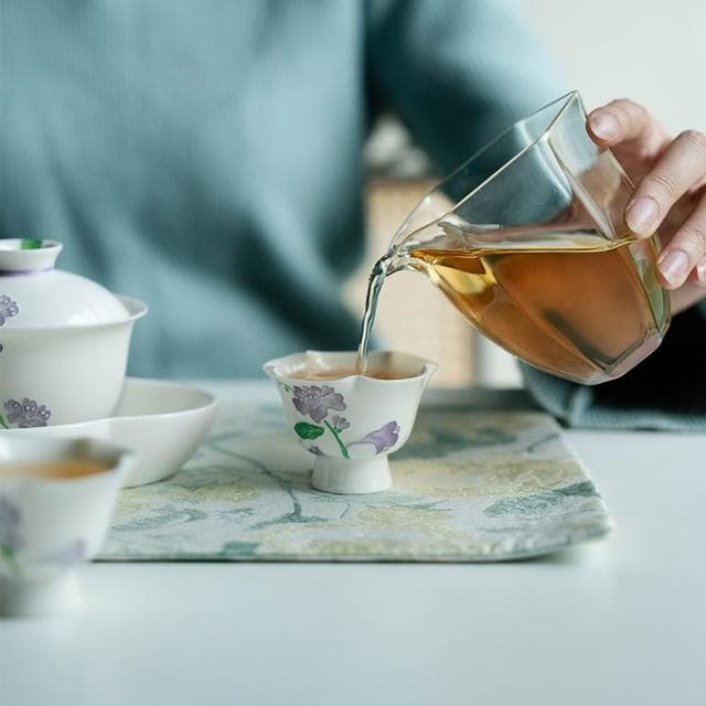 Jimi 集米 手繪鈴蘭花陶瓷套裝 功夫茶具 茶壺蓋碗花口品茗杯 主人茶杯 木盒套組 禮盒裝