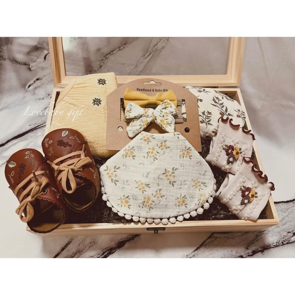 女寶寶禮盒 繁花系列·滿月禮·彌月禮盒·嬰兒禮盒·新生兒禮盒·滿月送禮·彌月禮·寶寶禮盒·女寶禮物·週歲禮物·滿月送禮