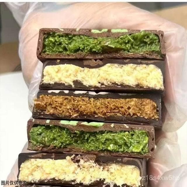 小食糖 迪拜巧克力開心果夾心果醬酥脆韆絲椰子可可味排塊零食網紅