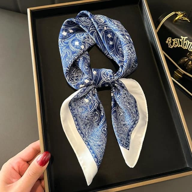 梵花 復古小方巾絲巾女春秋夏季搭配襯衫媽媽護頸飾圍脖子薄紗巾圍巾70