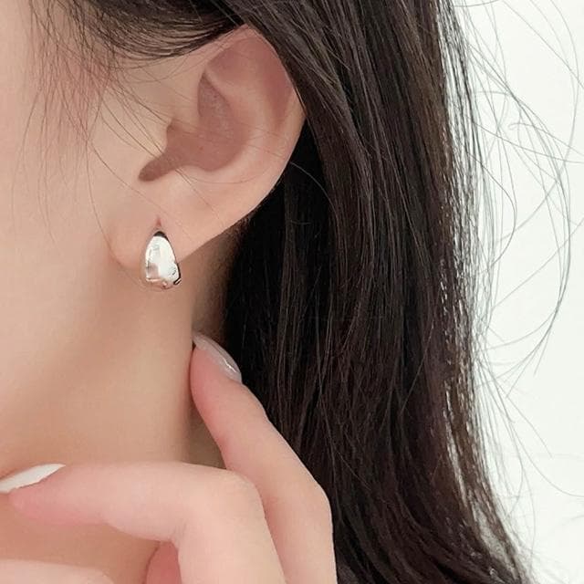 【MoonDy】飾品 耳環 純銀耳環 女生耳環 耳飾 抗敏感 氣質耳環 耳釘 百搭 穿搭配件 韓系耳環 抗敏耳環 