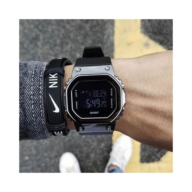 偉偉有道 小方塊手錶男女初高中學生青少年簡約運動高級感潮流多功能電子錶