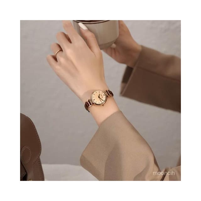 偉偉有道 【3650人好評】新款手錶女複古英倫風小衆輕奢時尚高級感女學生朋友簡約生日禮物