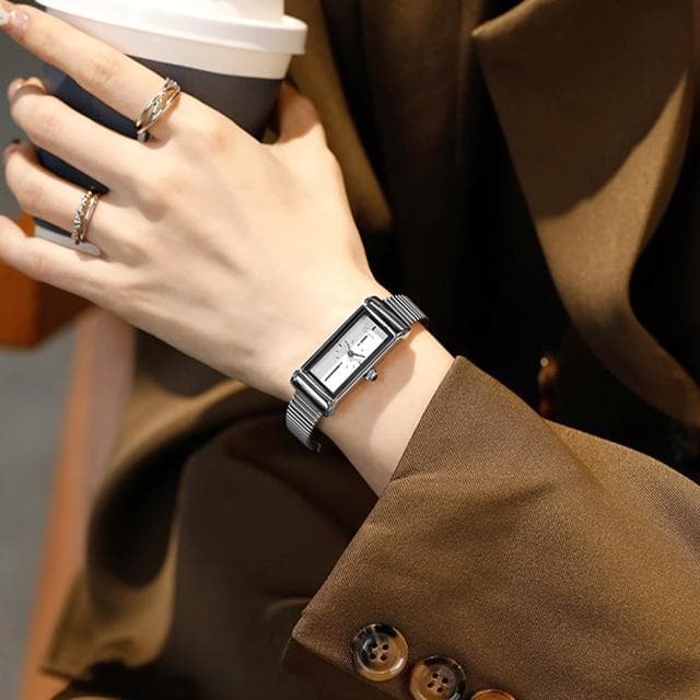 【EMMA SUE】鋼帶女錶 氣質手錶 女士腕錶 手錶 簡約 優雅 高級感 送女生 石英錶 手錶女生 女錶 韓版手錶 小錶盤 時尚百搭 