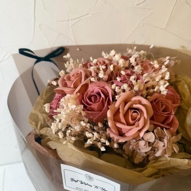 花束 香皂花束 情人節花束 送女朋友 閨蜜 生日禮物 生日花束 （附提袋）