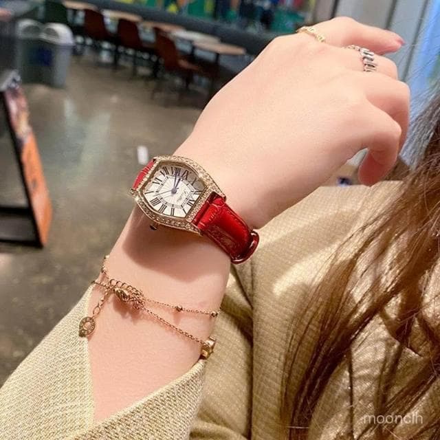 偉偉錶錶 新款手錶女輕奢ins高級感滿天星法式小衆手錶防水小錶盤石英腕錶