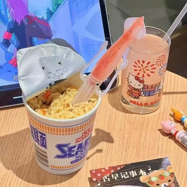 創意日式泡麵叉子 魷魚形 章魚 叉子 魷魚叉 魷魚泡麵叉子 日式魷魚叉 杯麵叉子 搞怪 可愛 男女禮物