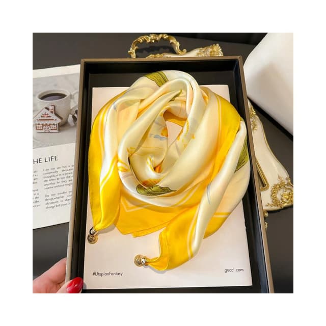 梵花 磁吸扣三角小方巾絲巾女嫩黃鵝黃色春秋夏季護頸飾圍脖子薄圍巾70