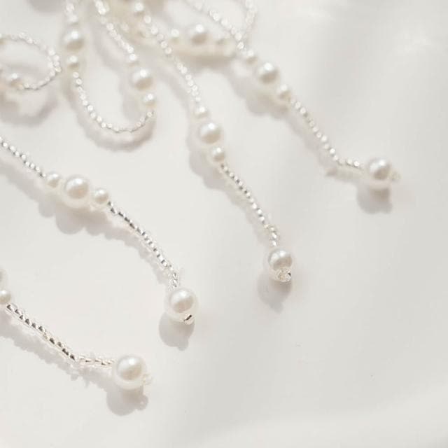 【Queenshop】QUEENSHOP_ S 正韓 珍珠串蝴蝶結耳針式耳環 現+預 07030947
