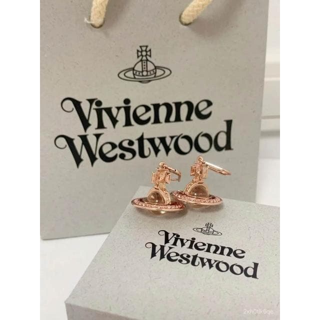Vivienne Westwood專櫃品質PINA鉚釘立體透明珠土星耳環 個性耳環經典星球耳飾