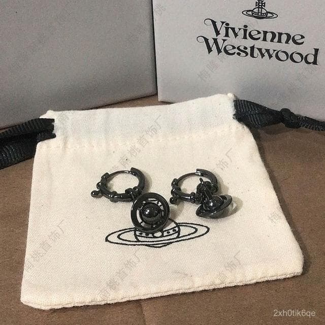 Vivienne Westwood甜酷立體小土星中性男女款耳環
