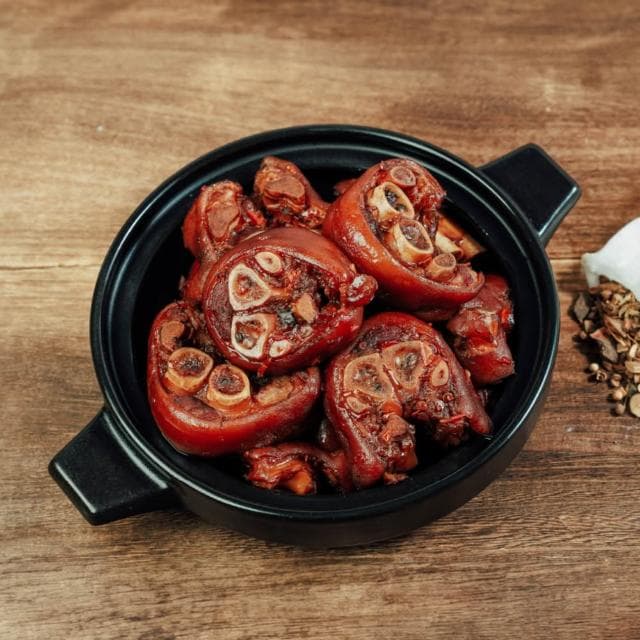 【喜憨兒基金會】長輩送禮推薦｜府城老滷豬腳禮盒(900g/份) 附麵線 