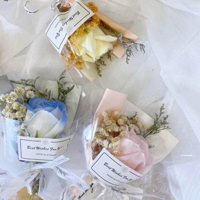 （附提袋）迷你花束 婚禮小物 畢業花束 情人節花束 永生花 情人節 拍照道具 生日禮物 聖誕禮物 花