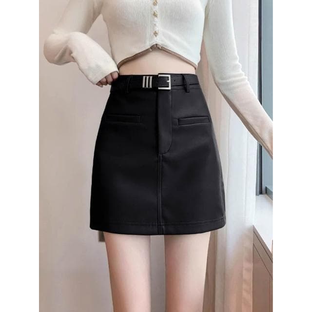 半身裙女短裙包臀裙女高級PU皮裙半身裙女春秋2025新款高腰氣質時尚包臀a字顯瘦短裙洋裝裙子皮短裙女約會生日氣質短裙女 