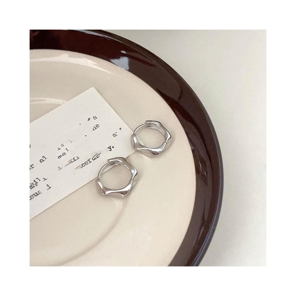 Sweet Air D4006 日韓流行耳飾 簡約扭曲線條設計 針式耳扣 耳針 耳環