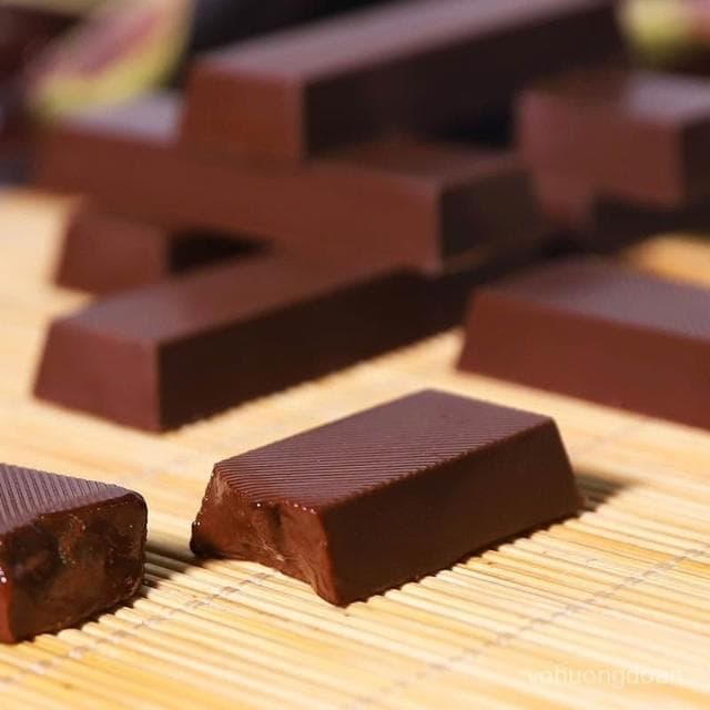 心心相印 【一斤55條】醇黑巧克力代可可脂經典口味網紅零食喜糖果批髮200g