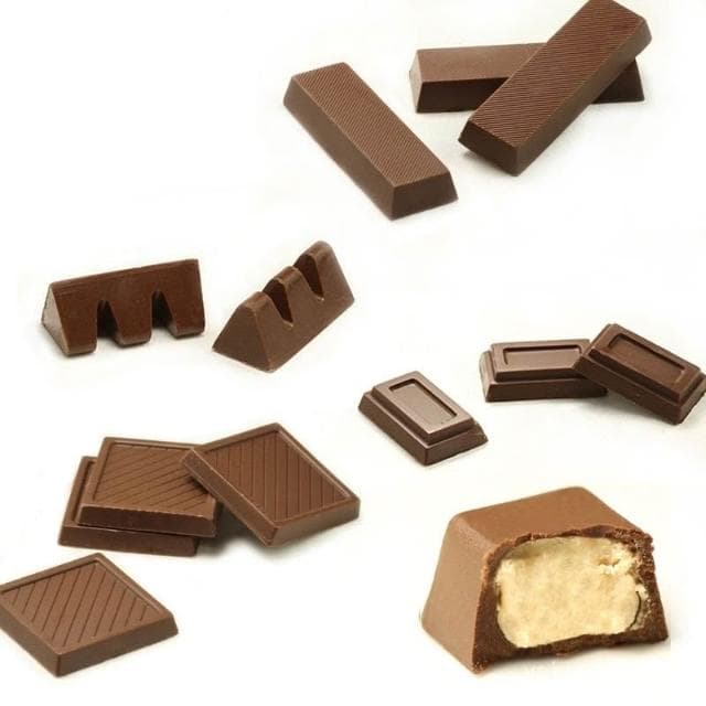 心心相印 巧克力代可可脂黑巧克力白巧克力夾心巧克力喜糖巧克力零食批髮