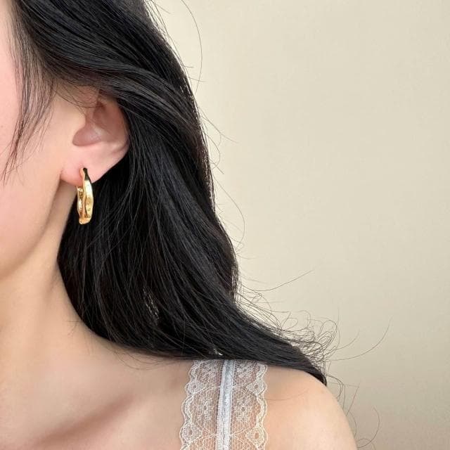 耳環輕奢耳環女幾何橢圓高級感素圈耳圈小眾設計耳扣輕盈精緻輕奢高級大氣韓國不過敏看不膩超閃耳環高品質耳飾飾品配禮服百搭禮物