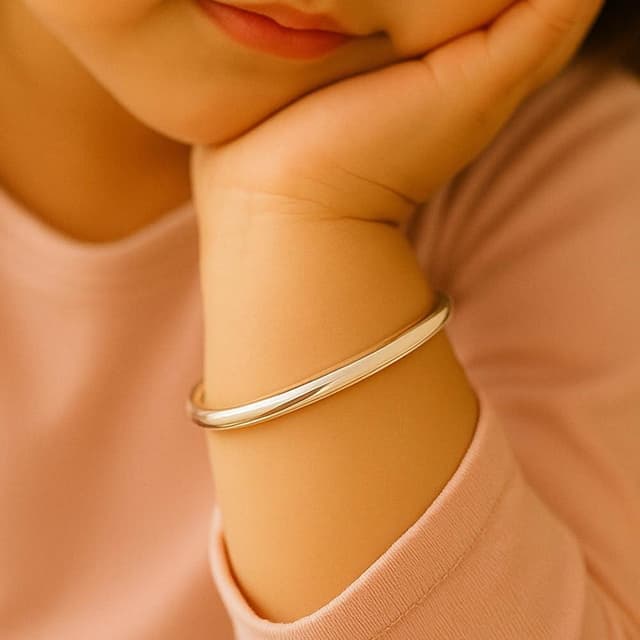 【珠兒綠】999純銀手環手鐲 兒童亮面素面 可調整大小 新年禮物 純銀手鐲 手鍊 兒童2-12歲 開運 附禮盒禮袋 交換禮物