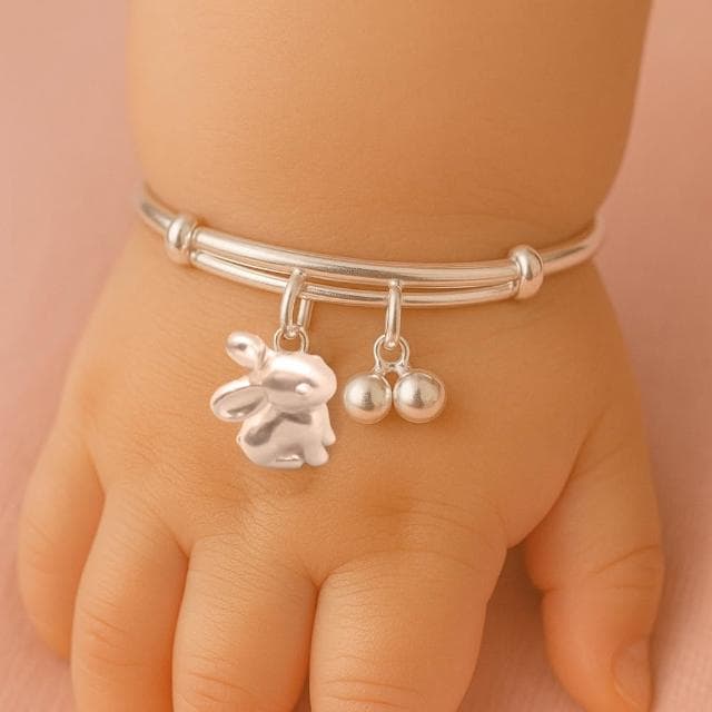 【珠兒綠】999純銀 小乖兔生肖嬰兒搖鈴祝福手鐲 新年禮物 寶寶禮物 純銀手鐲手鍊 彌月禮物 周歲禮物 親子珠寶 開運 交換禮物