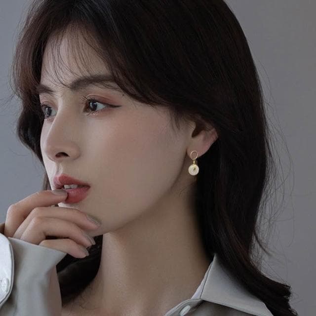 Miss Si【現貨速發】仙氣清透白月光耳環 韓版小眾 高級輕奢 氣質典雅 平安扣耳墜 耳墜 耳扣 耳釘 耳針 耳飾首飾