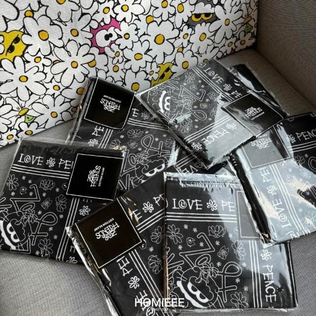 Homieee ZO & FRIENDS GD 權志龍 灰貓 雛菊 瓷盤 貼紙 購物袋 週邊商品 ZOA