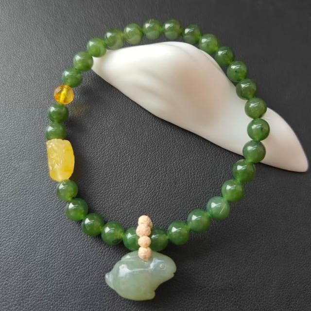 【Paiya 派亞】天然6MM和田玉碧玉小兔子蜜蠟貔貅金珀手鏈手串